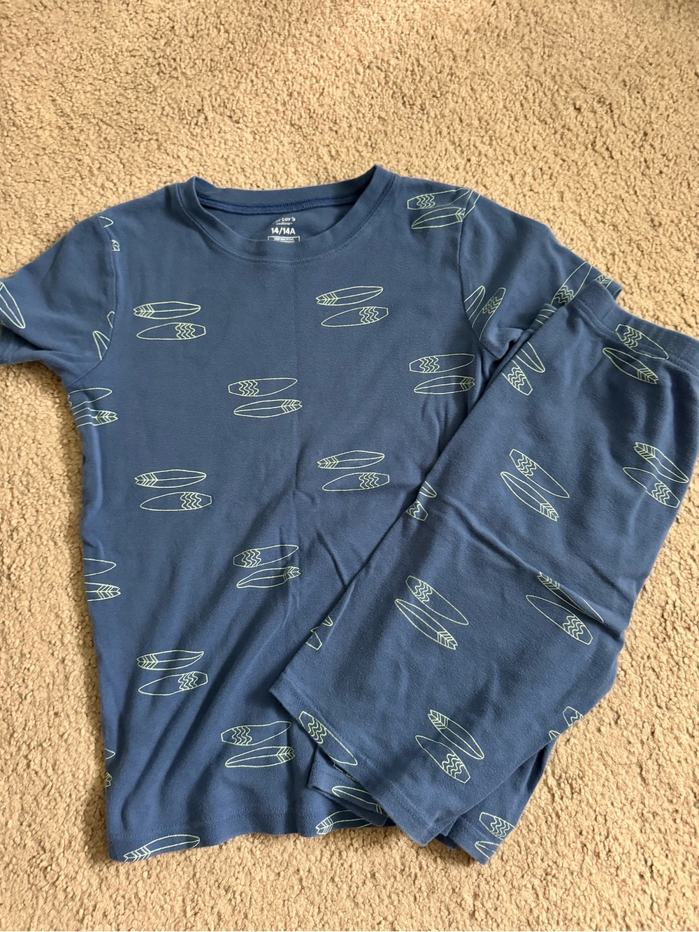 Carter’s pajama set